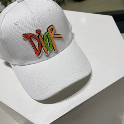 Dior casual simple baseball cap - Image 4