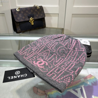 Chanel Cozy Soft Knitted Beanie - Image 3