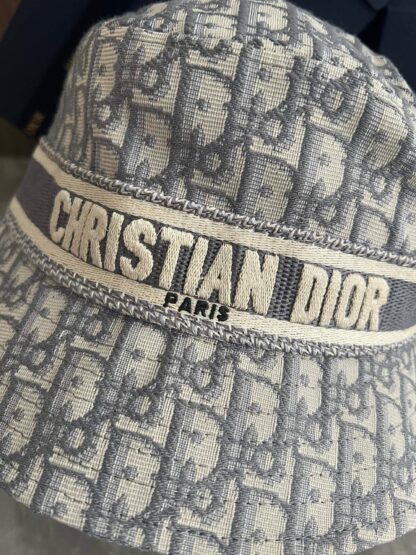 Dior casual fashion bucket hat - Image 4
