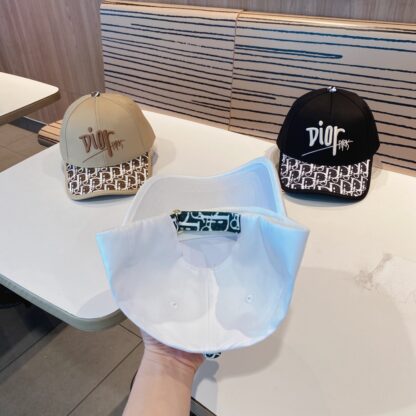 Dior British classic casual versatile baseball cap - Image 4