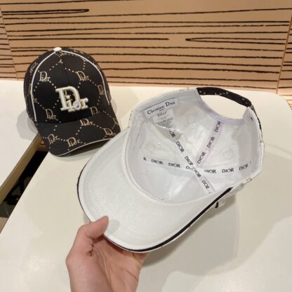 Dior English sports casual baseball cap - Image 4