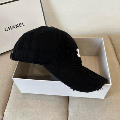 Chanel Classic Casual Baseball Cap - Image 3