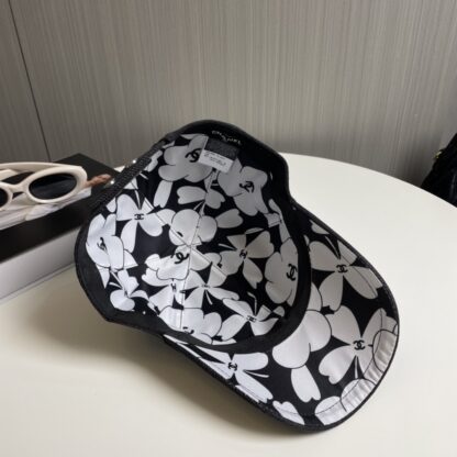 Chanel Classic Casual Baseball Cap - Image 3