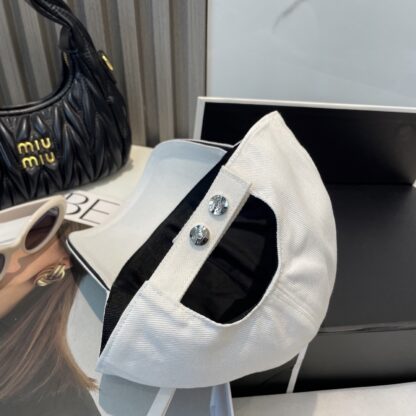 Chanel Classic Casual Baseball Cap - Image 3