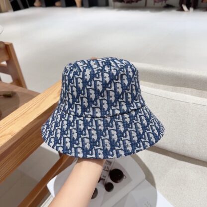 Dior exquisite and fashionable bucket hat - Image 4