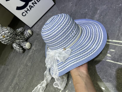 Dior lace pearl bow bucket hat - Image 4