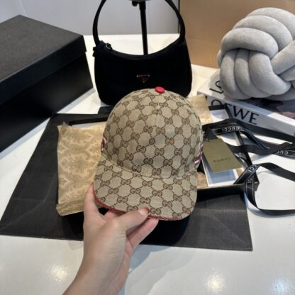 Gucci Lido Baseball Cap - Image 3