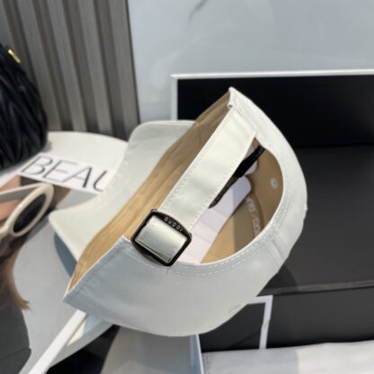 Gucci baseball cap - Image 3