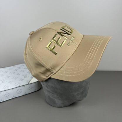 Fendi classic versatile baseball cap - Image 4
