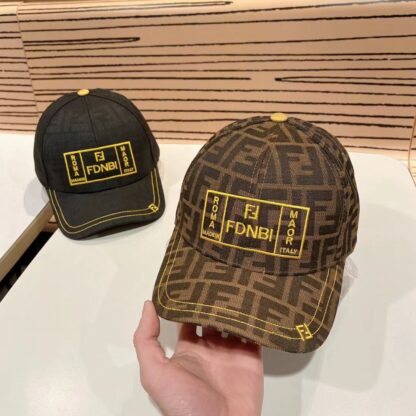 Fendi classic monogram trendy baseball cap - Image 4