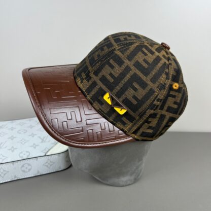 Fendi classic monogram trendy baseball cap - Image 4