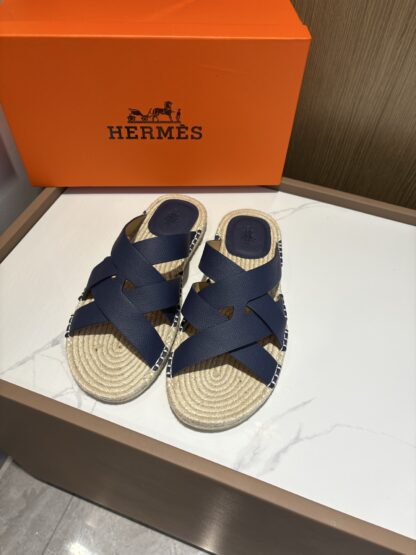 Hermès men's versatile, comfortable, non-slip dark blue casual slippers - Image 3