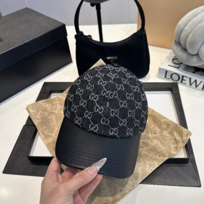 Gucci Spring/Summer Collection Baseball Cap - Image 3