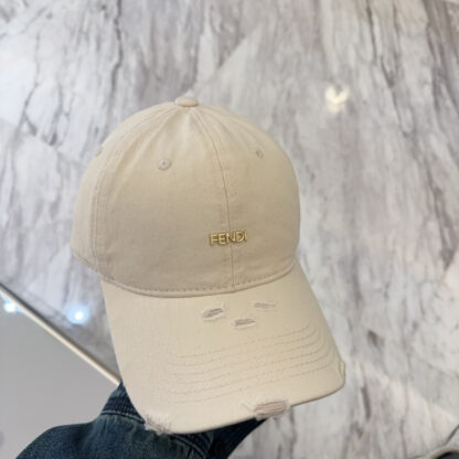Fendi stylish simple baseball cap - Image 4