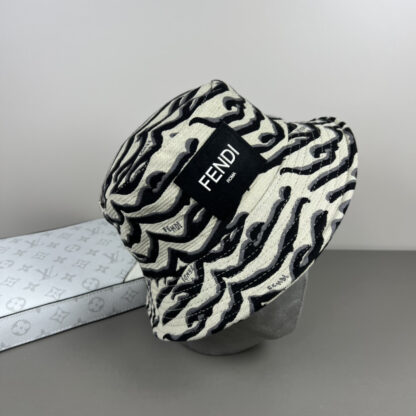 Fendi new denim bucket hat - Image 4