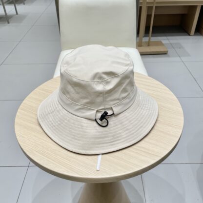 Fendi outdoor travel sun hat - Image 4