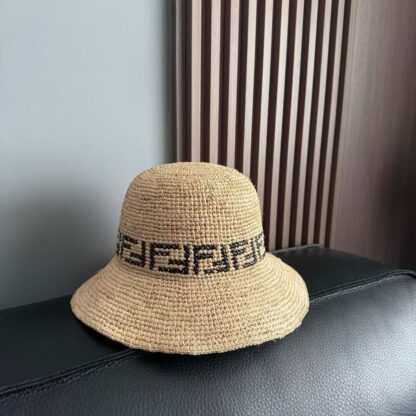 Fendi raffia bucket hat - Image 4