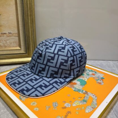 Fendi stylish breathable all-match baseball cap - Image 4