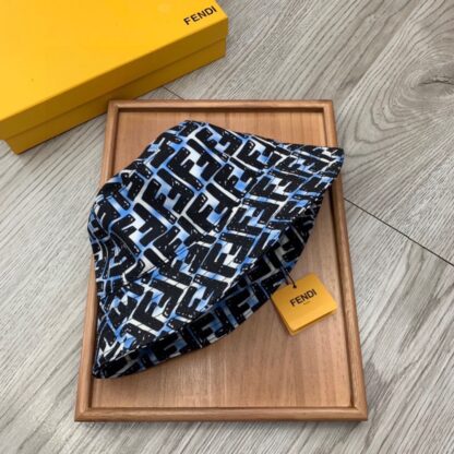 Fendi breathable and comfortable bucket hat - Image 4