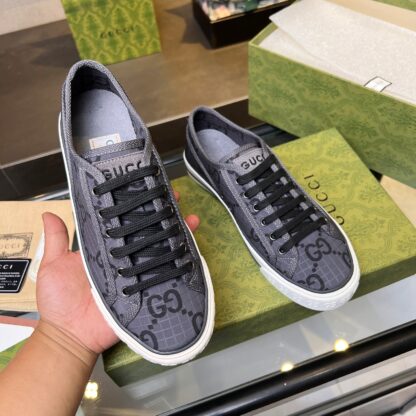 Gucci early spring casual sneakers - Image 4