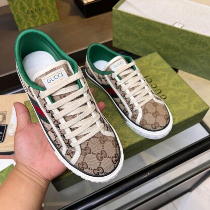 Gucci early spring casual sneakers - Image 4