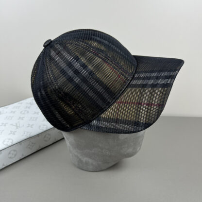Burberry simple fashion casual baseball cap - Image 4