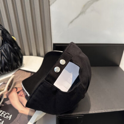 Chanel Classic Casual Baseball Cap - Image 3