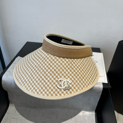 Chanel knitted wavy brim bucket hat - Image 3