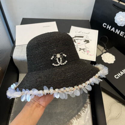Chanel hand-crocheted raffia hat - Image 3