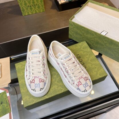 Gucci early spring casual sneakers - Image 4
