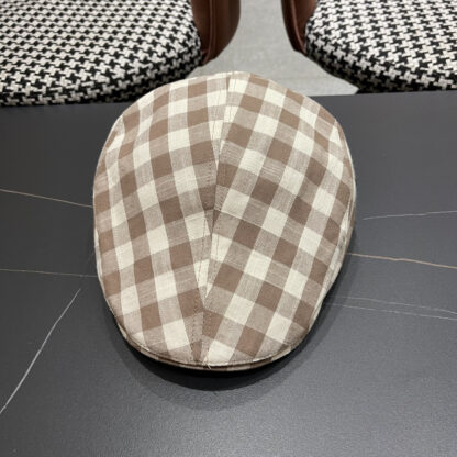 Prada retro face-enhancing small beret - Image 3