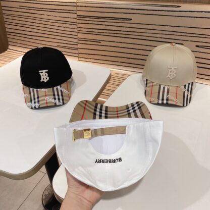 Burberry Classic Slouch Baseball Cap - Image 4