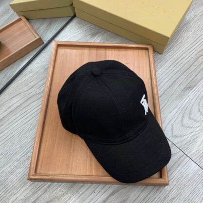 Burberry Classic Slouch Baseball Cap - Image 4