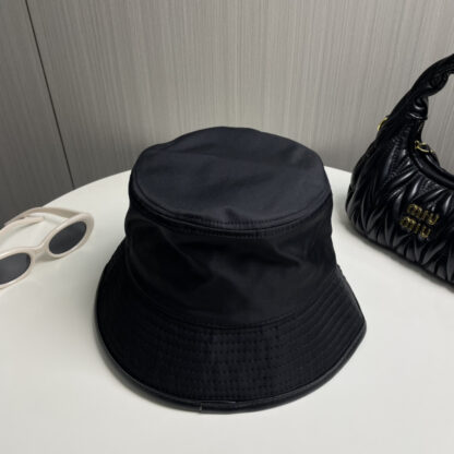 Prada's new bucket hat for spring and summer - Image 3