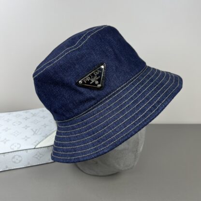 Prada classic triangle logo bucket hat - Image 3