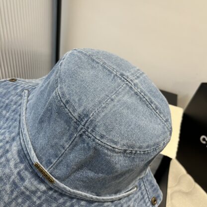 Burberry New Denim Bucket Hat - Image 4