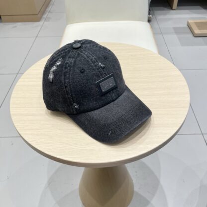 Prada fashion baseball cap - Image 3