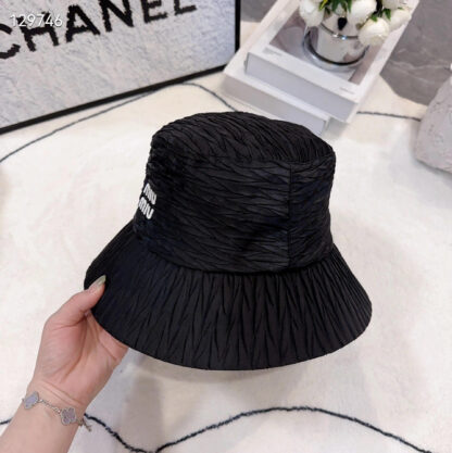 Miu Miu pleated shapely satin bucket hat - Image 4