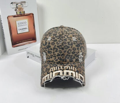 Miu Miu personalized fashion hole baseball cap - Image 4