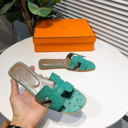 Hermès summer all-match light green flat slippers - Image 2
