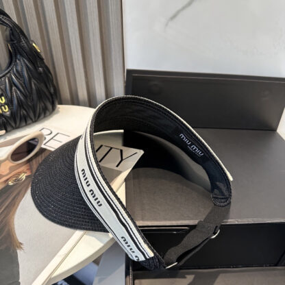 Miu Miu simple versatile open top hat - Image 4