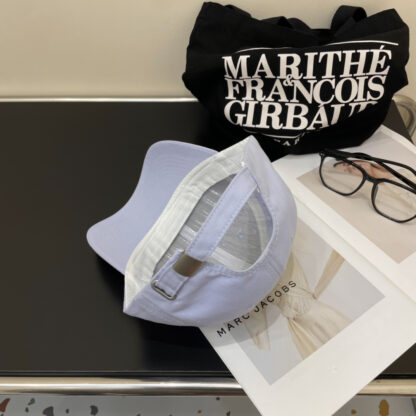 Miu Miu simple embroidered baseball cap - Image 4