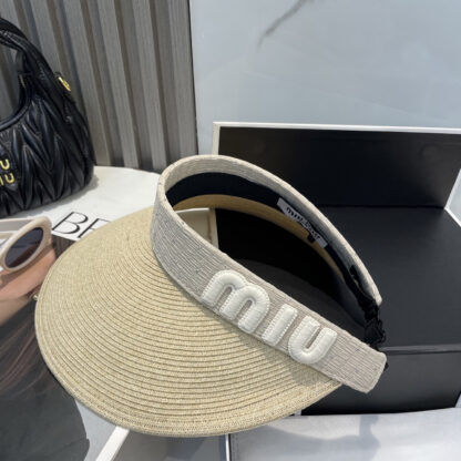 Miu Miu Simple Casual Hat - Image 4