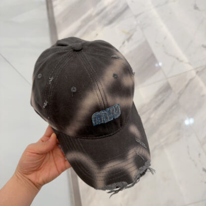 Miu Miu classic trendy baseball cap - Image 4