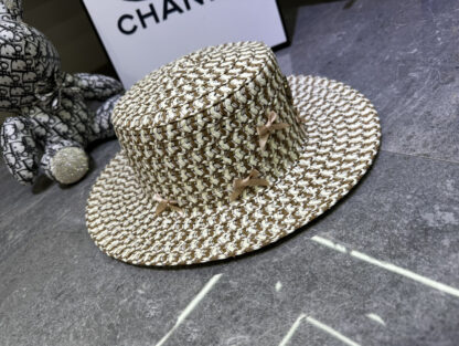 Miu Miu Exquisite Trend Flat Cap - Image 4