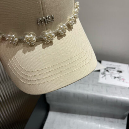 Miu Miu Exquisite Casual All-match Baseball Cap - Image 3