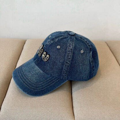 Miu Miu rose embroidered denim bucket hat - Image 4