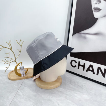 Miu Miu Colorblock Simple Bucket Hat - Image 4