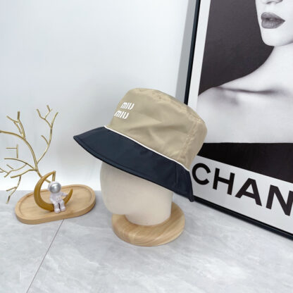 Miu Miu Colorblock Simple Bucket Hat - Image 4