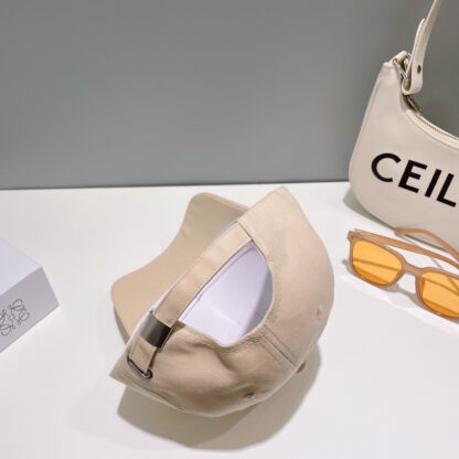 Prada fashion baseball cap - Image 3
